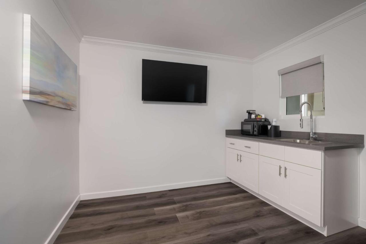 Surestay Plus Hotel By Best Western Upland - Ontario North Екстер'єр фото