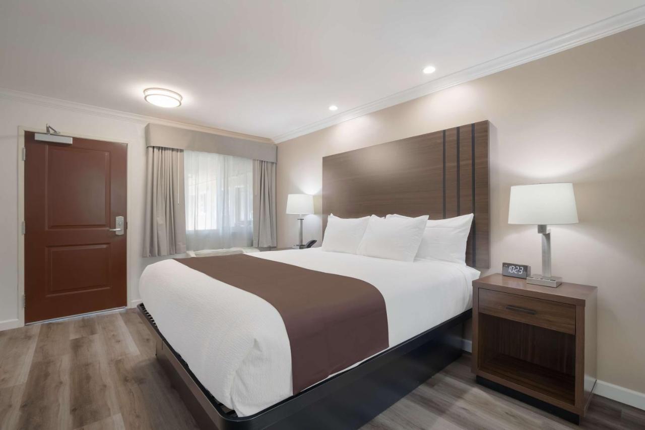 Surestay Plus Hotel By Best Western Upland - Ontario North Екстер'єр фото