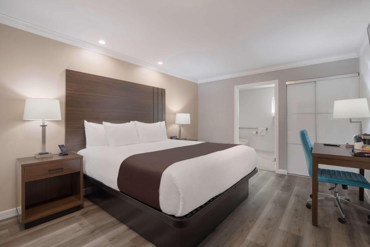 Surestay Plus Hotel By Best Western Upland - Ontario North Екстер'єр фото